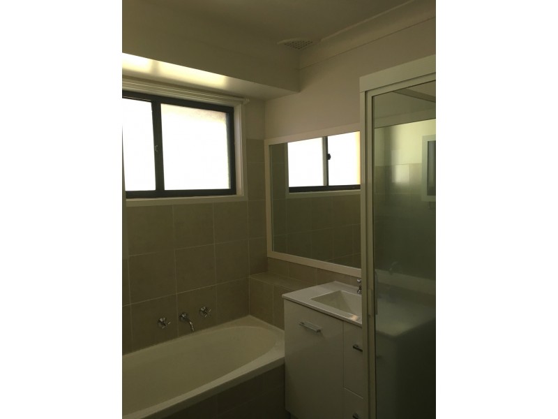 20 Bottlebrush Close, Wyoming NSW 2250