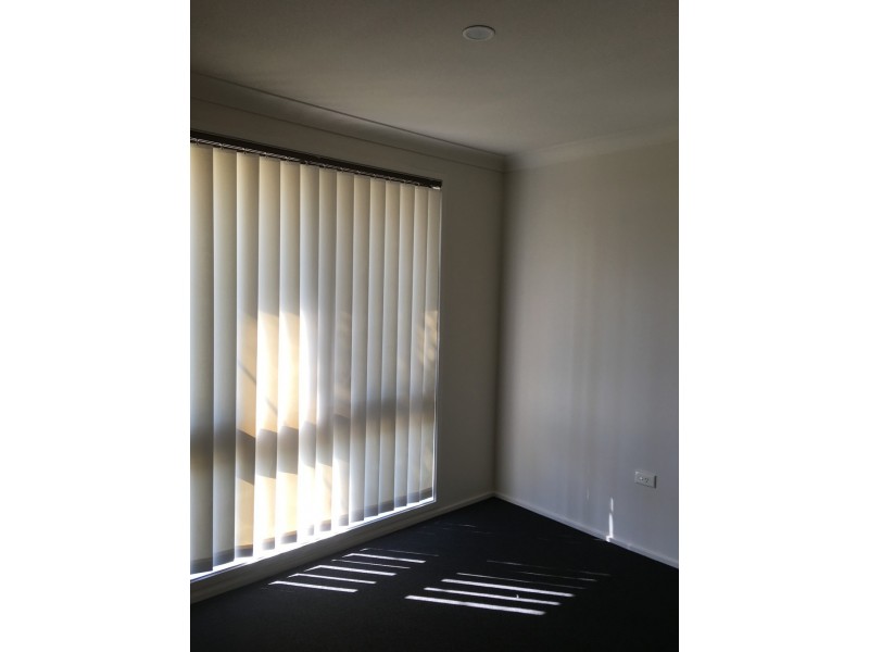 20 Bottlebrush Close, Wyoming NSW 2250