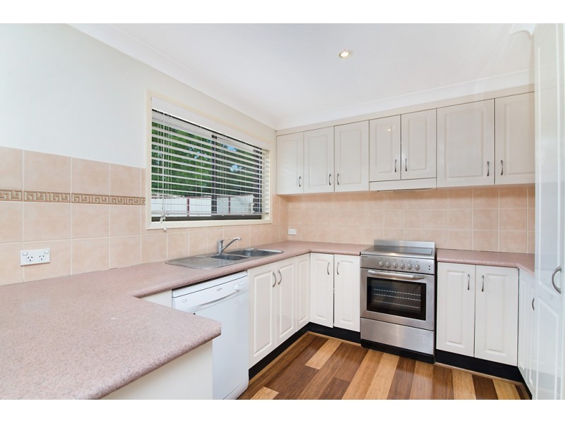 31 Beaumont Avenue, Wyoming NSW 2250