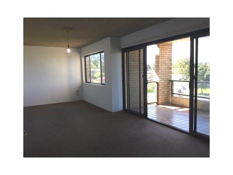 3/2 Broadview Avenue, Gosford NSW 2250