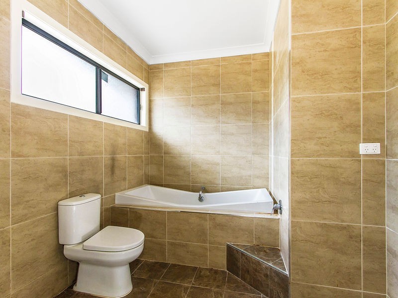 45 Tuggerah Street, Lisarow NSW 2250