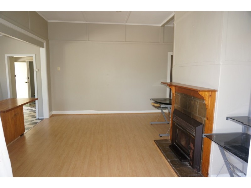 84 Etna Street, North Gosford NSW 2250