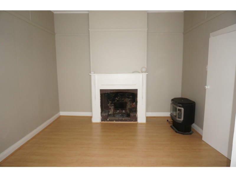 84 Etna Street, North Gosford NSW 2250