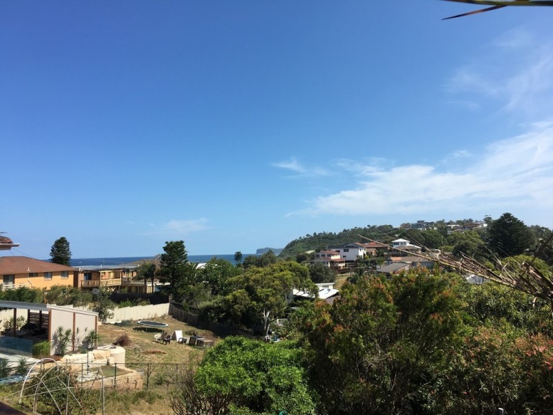 5 Boos Road, Forresters Beach NSW 2260