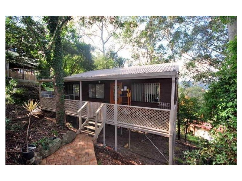8 Gregory Street, Wyoming NSW 2250