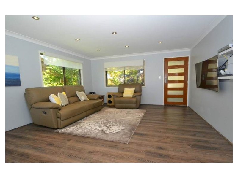 8 Gregory Street, Wyoming NSW 2250