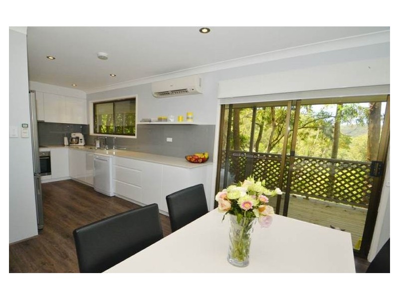8 Gregory Street, Wyoming NSW 2250