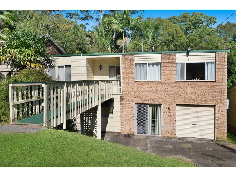 8 Bouvardia Street, Niagara Park NSW 2250