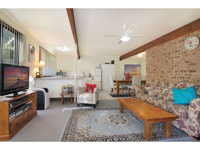 8 Bouvardia Street, Niagara Park NSW 2250