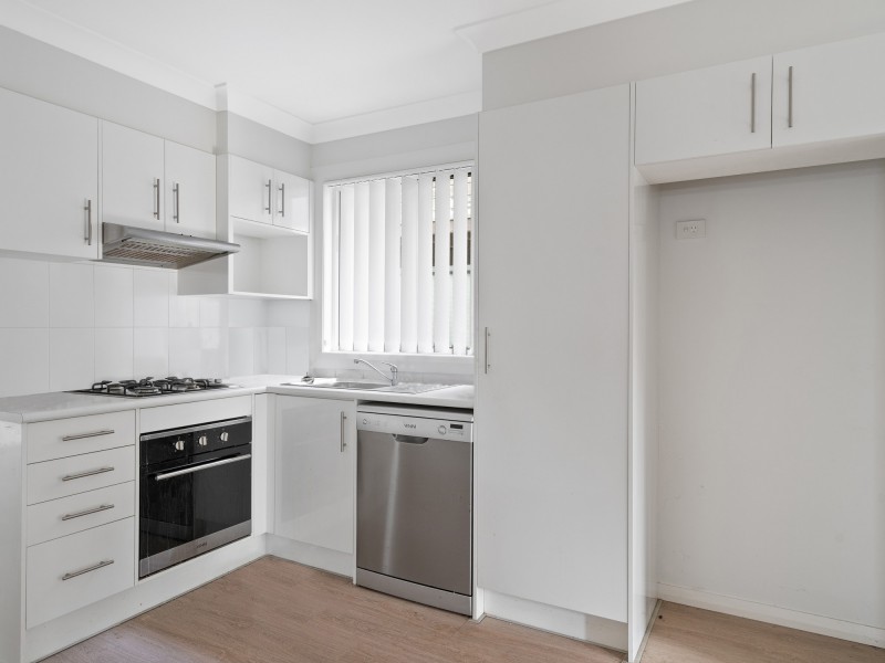 220b Brisbane Water Drive, Point Clare NSW 2250