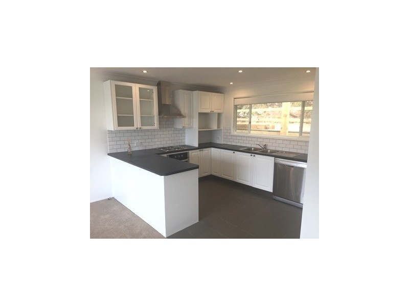 35 Emma James Street, Springfield NSW 2250