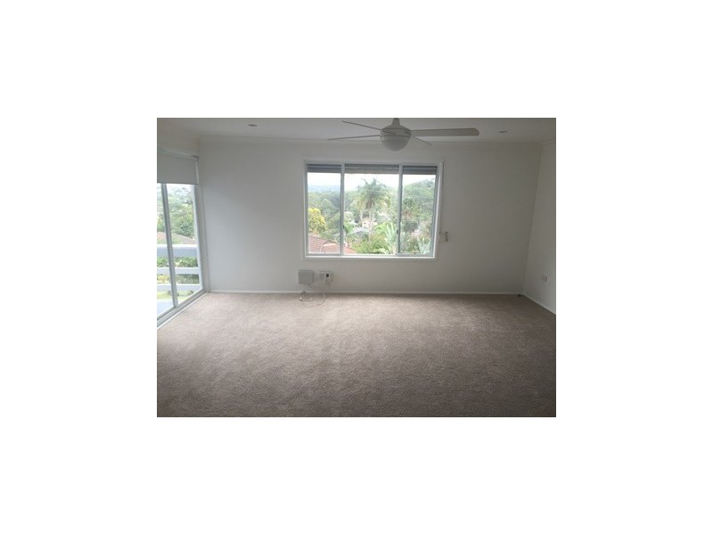 35 Emma James Street, Springfield NSW 2250