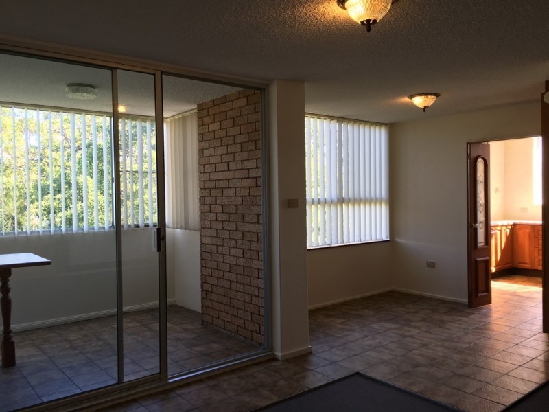 14/1 Mann Street, Gosford NSW 2250