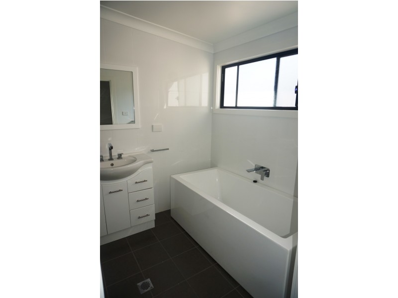 81 Maidens Brush Road, Wyoming NSW 2250