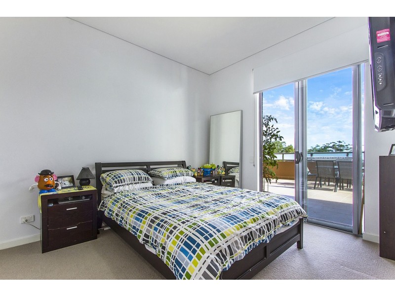 1/10-12 Batley Street, Gosford NSW 2250