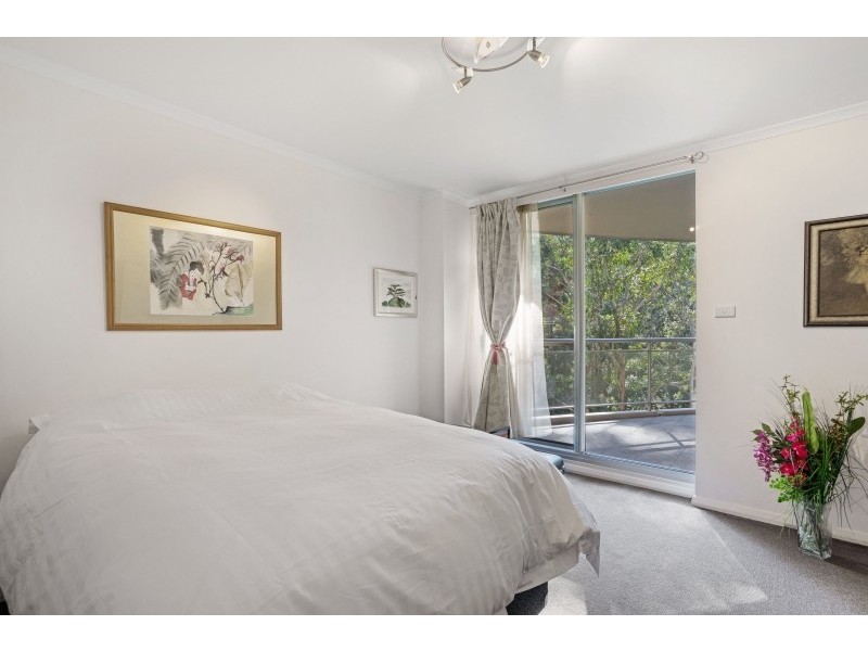 454/80 John Whiteway Drive, Gosford NSW 2250