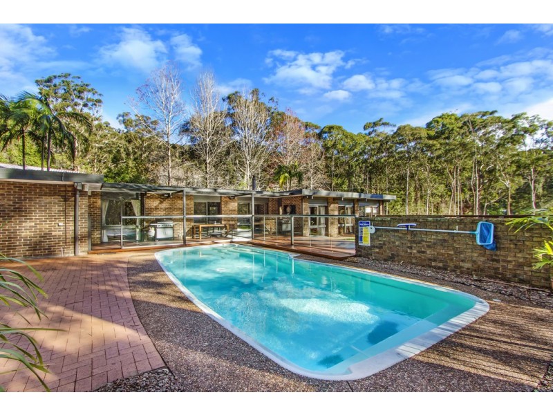 8 Riatta Street, Erina NSW 2250