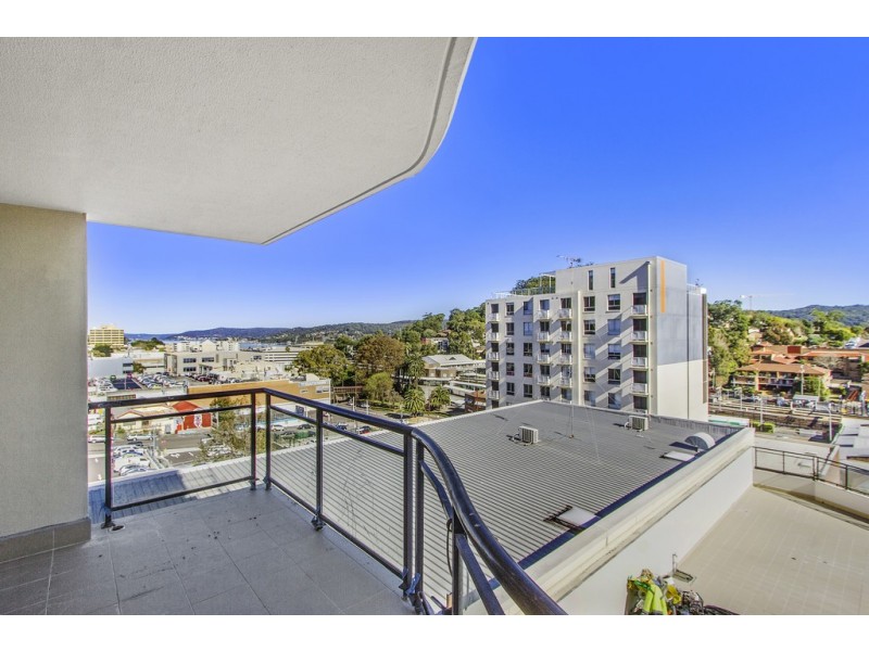 6/24 Watt Street, Gosford NSW 2250