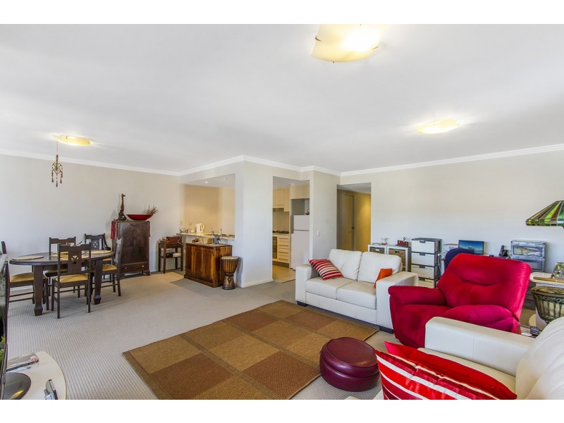 6/24 Watt Street, Gosford NSW 2250