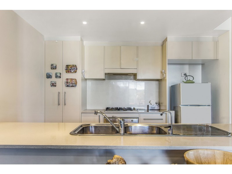 6/24 Watt Street, Gosford NSW 2250