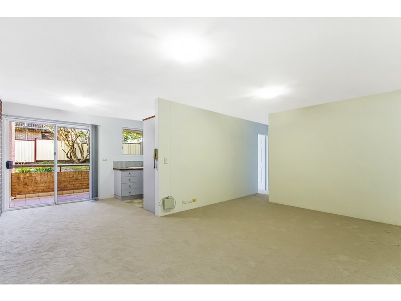 11/23-27 Hills Street, Gosford NSW 2250