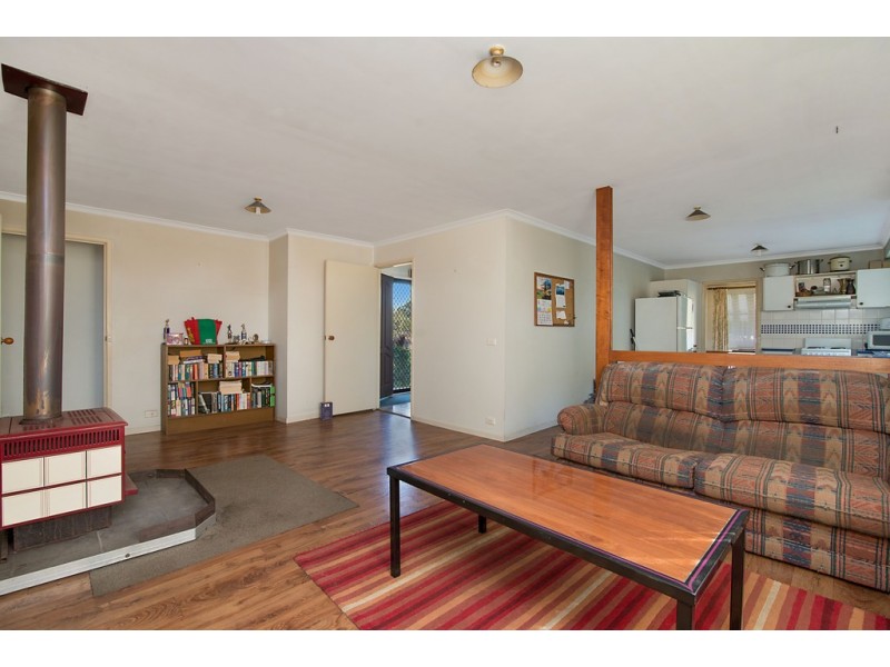 12 Dogwood Close, Wyoming NSW 2250