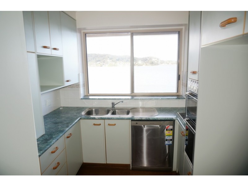 16/53 Caroline Street, East Gosford NSW 2250