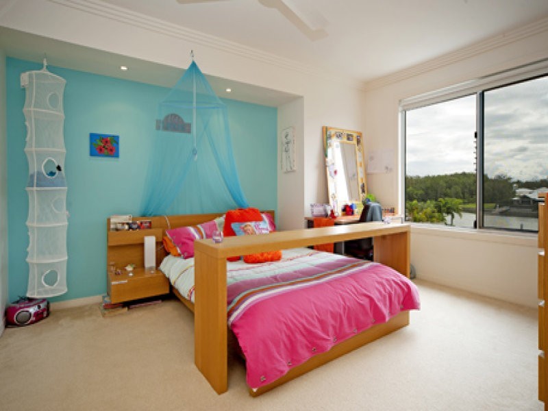 21 BUCCANEER WAY, Coomera Waters QLD 4209