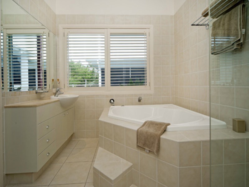 21 BUCCANEER WAY, Coomera Waters QLD 4209