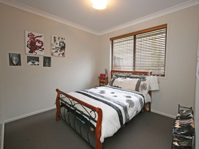 7 Peckham Court, Pacific Pines QLD 4211