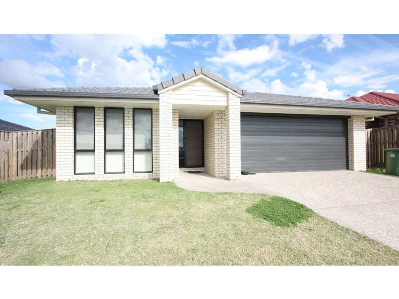 49 MANNING CCT, Pacific Pines QLD 4211