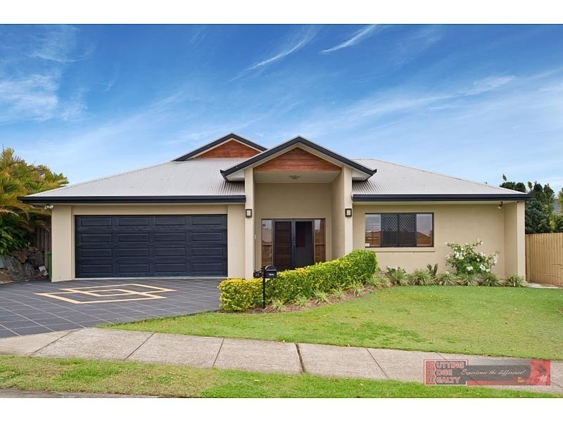 15 Springwood Ave, Pacific Pines QLD 4211