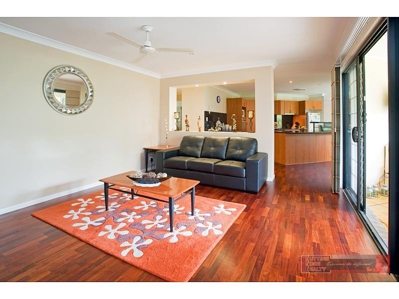 15 Springwood Ave, Pacific Pines QLD 4211