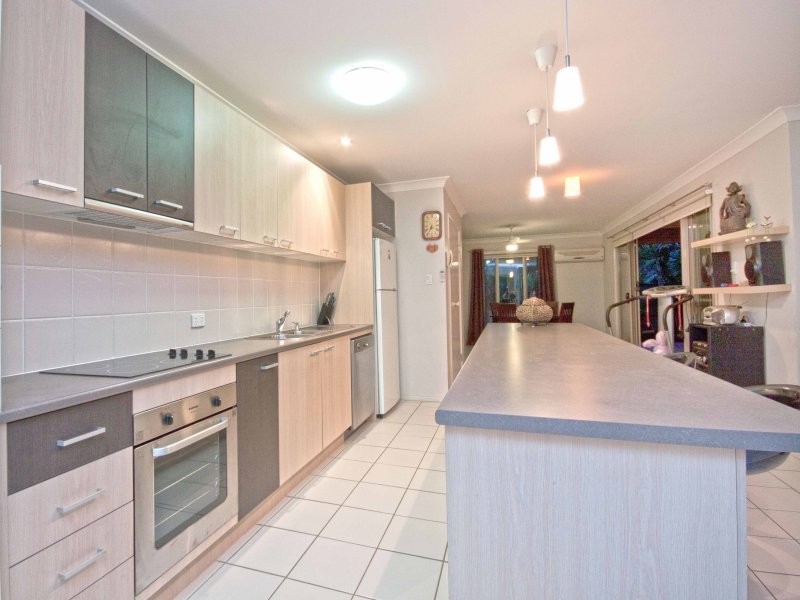 19 TENNANT STREET, Pacific Pines QLD 4211