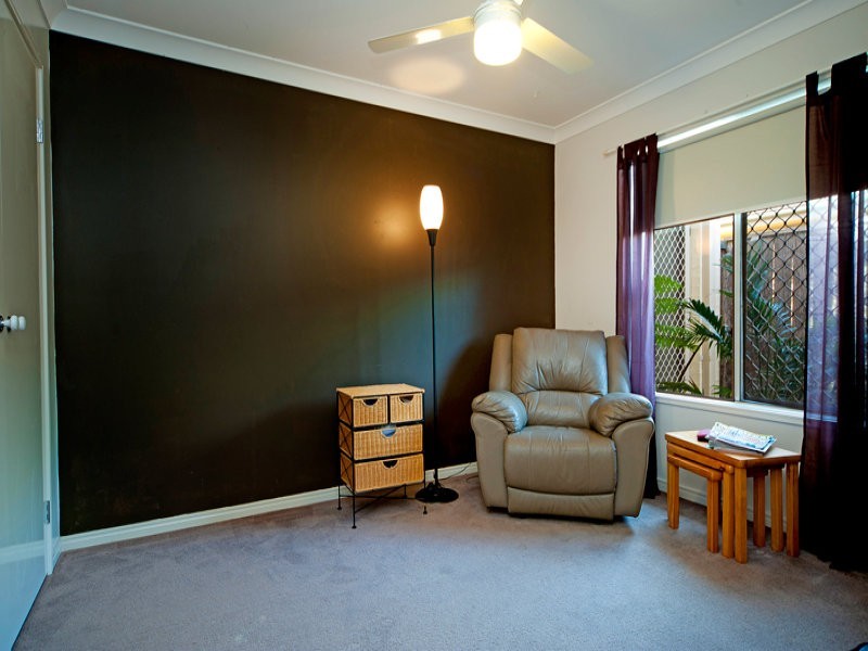 19 TENNANT STREET, Pacific Pines QLD 4211