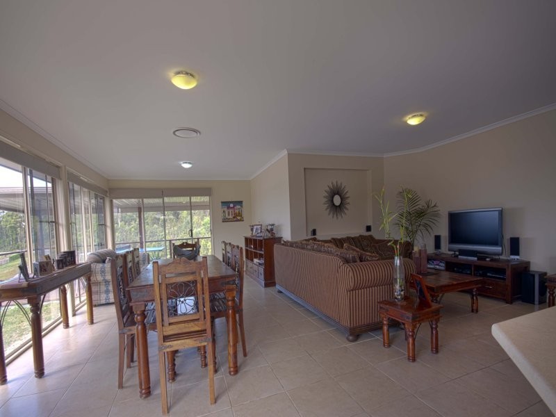 34 WUNBURRA CIRCLE, Pacific Pines QLD 4211