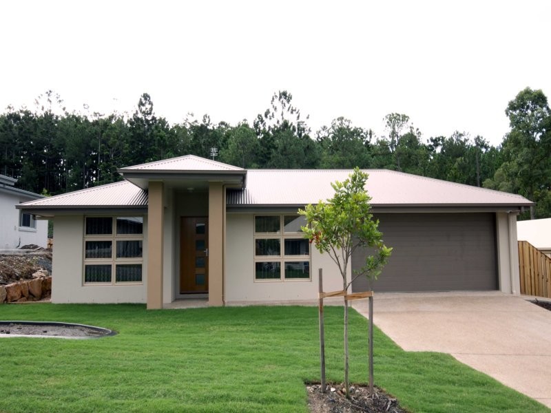 13 BUSHLAND DRIVE, Maudsland QLD 4210