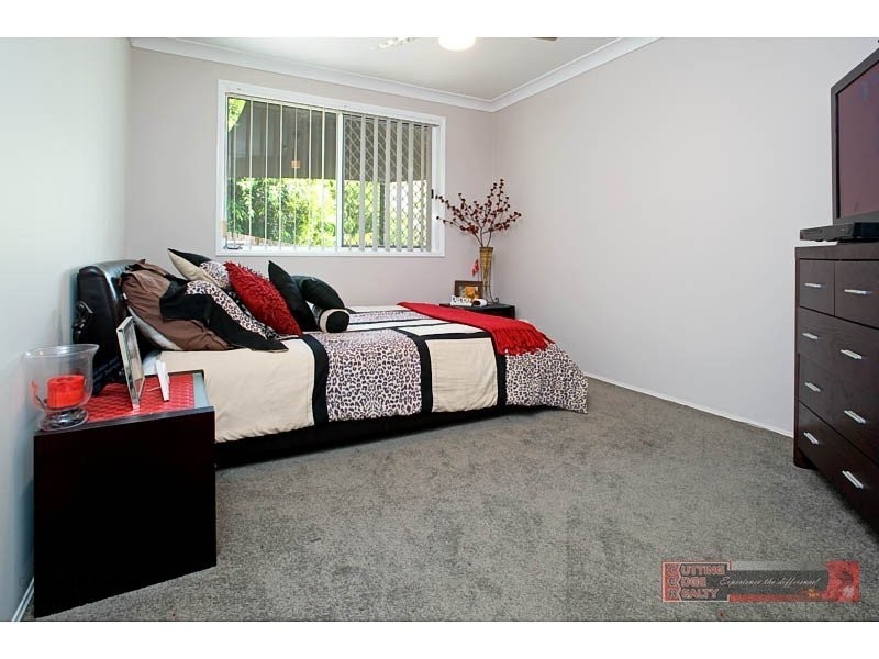 12 Pinebark Avenue, Oxenford QLD 4210