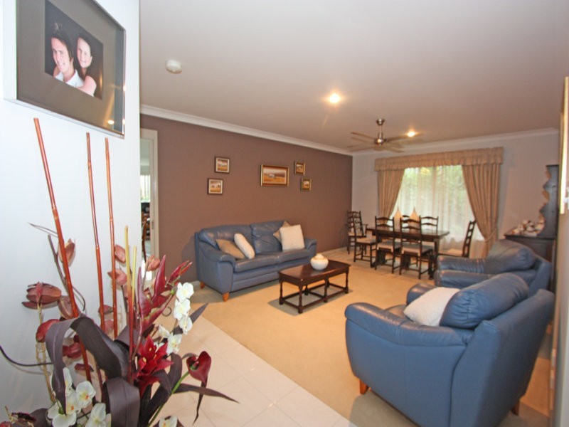 14 BUCHANAN CCT, Oxenford QLD 4210