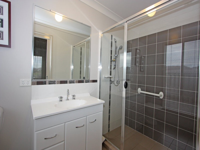 14 BUCHANAN CCT, Oxenford QLD 4210