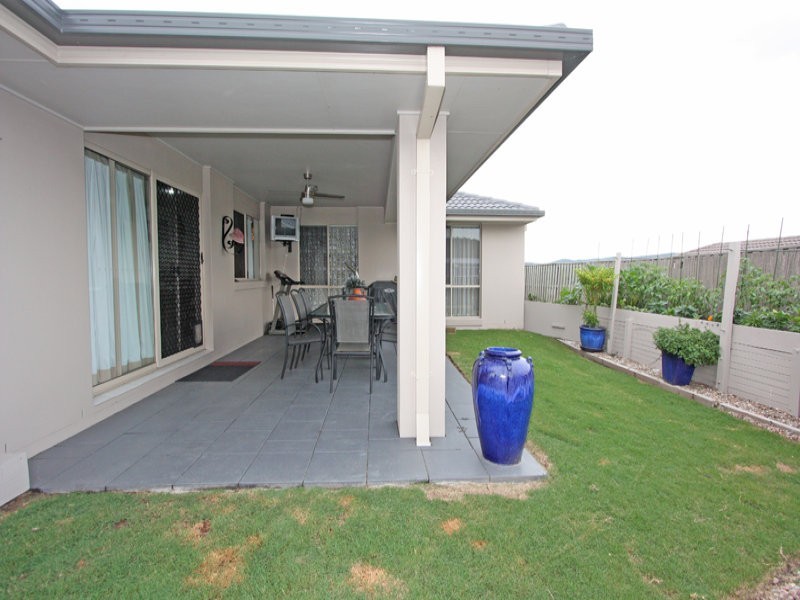 14 BUCHANAN CCT, Oxenford QLD 4210