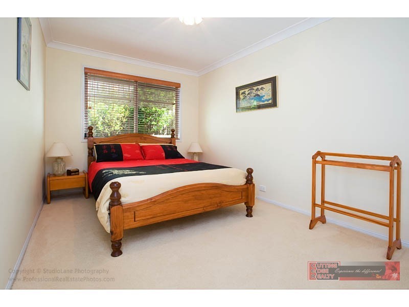 12 White City Dr, Oxenford QLD 4210