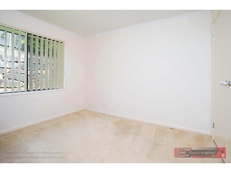 4 Fitzgerald Close, Maudsland QLD 4210