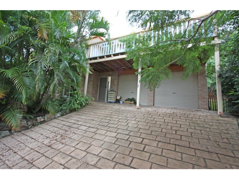 5 BELGRAVE PLACE, Helensvale QLD 4212