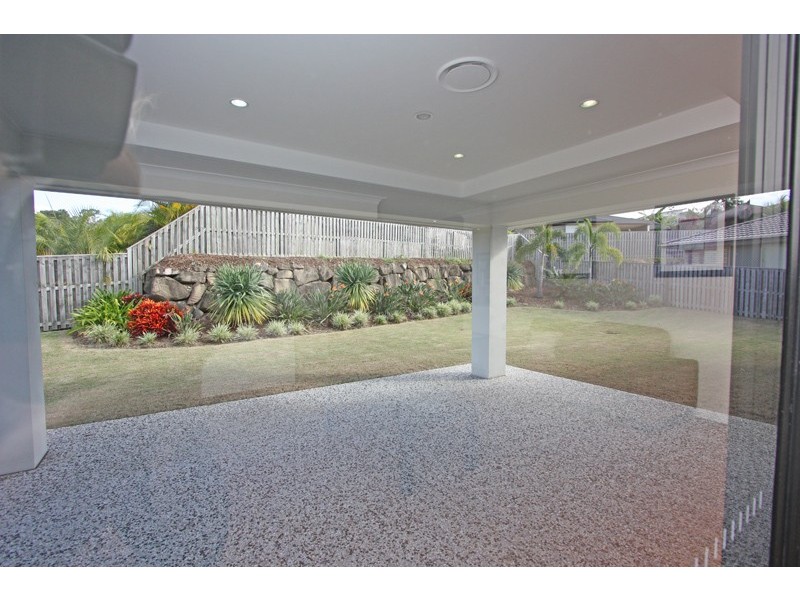 57 LAUGHLEN CHASE, Pacific Pines QLD 4211