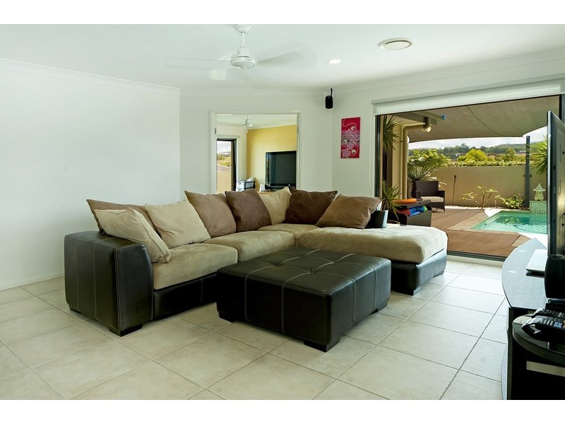 3 Govett, Pacific Pines QLD 4211