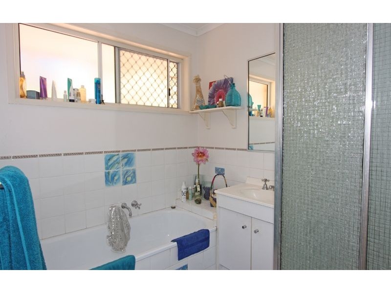 2/20 Chaplin Crescent, Oxenford QLD 4210