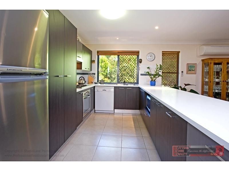 11 Calypso Court, Oxenford QLD 4210