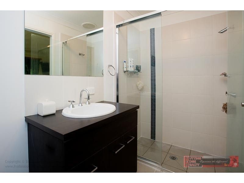 11 Calypso Court, Oxenford QLD 4210