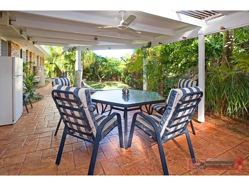 64a California Dr, Oxenford QLD 4210